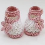 A lovely baby boties pattern