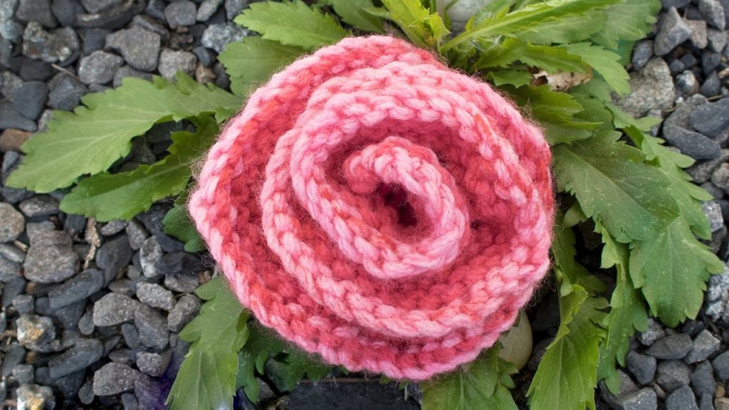 How to knit a rose Knitting patterns for beginners